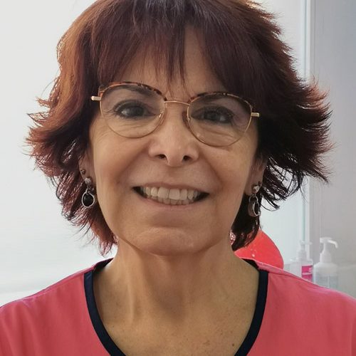 Dra. Sílvia M. Kotler Moorchio: Odontología general y estética.